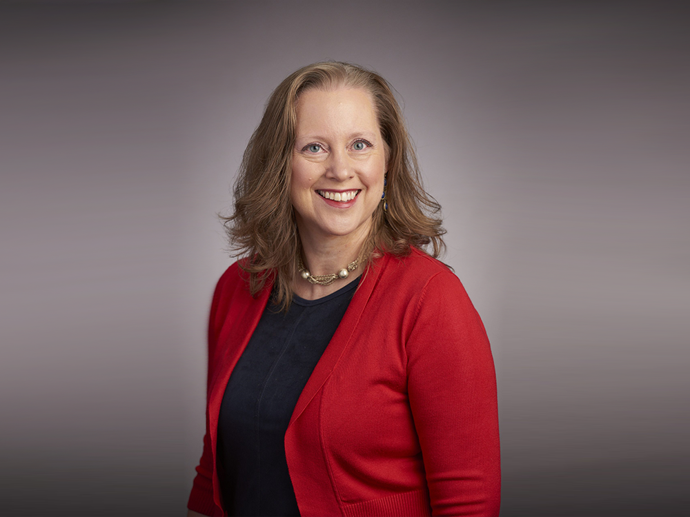 kelly ayotte horizontal 1