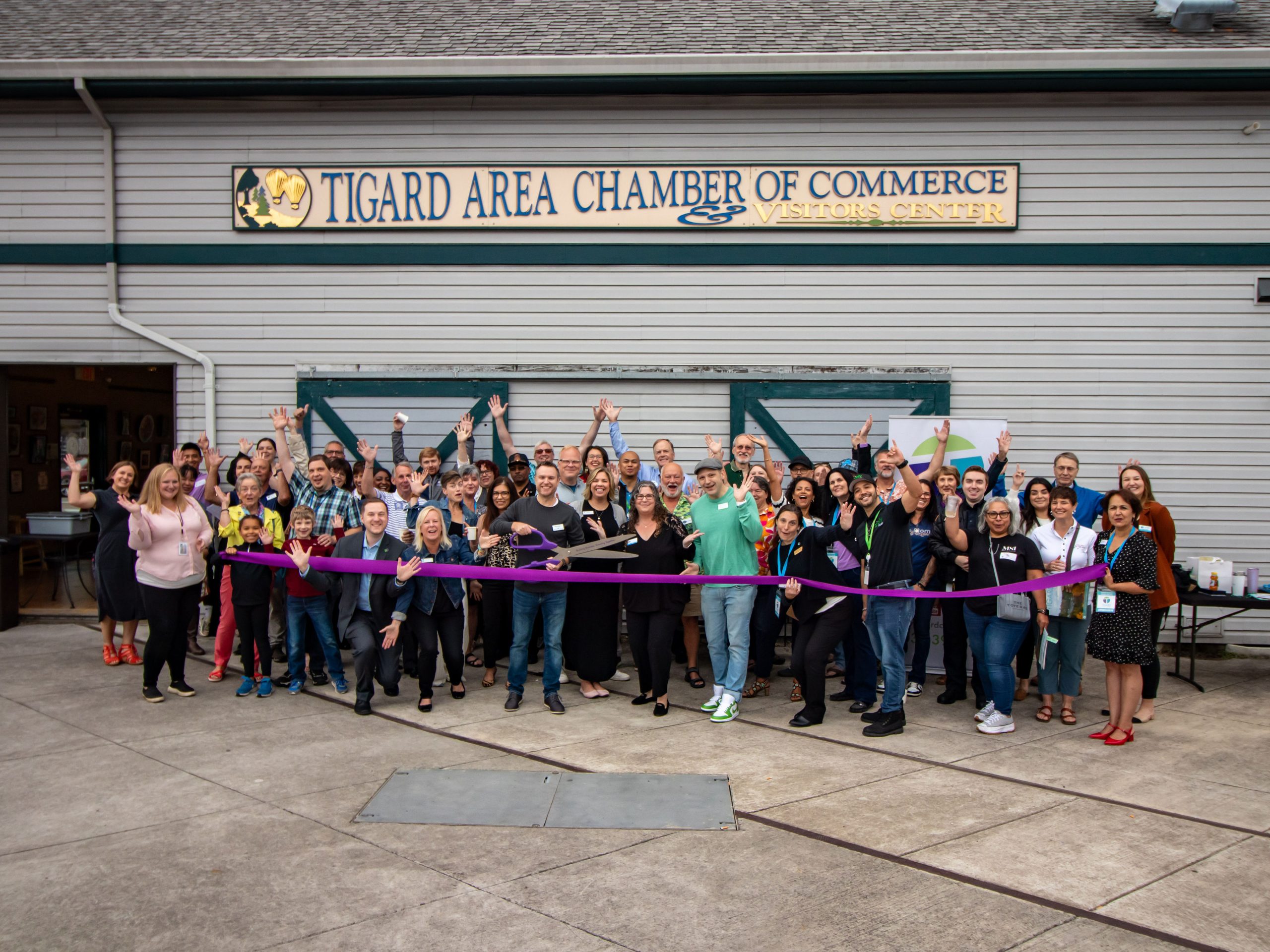 ExploreDwtnRibbonCutting2024 2 scaled (1)
